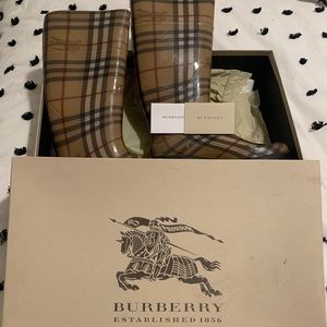 Burberry rain boots